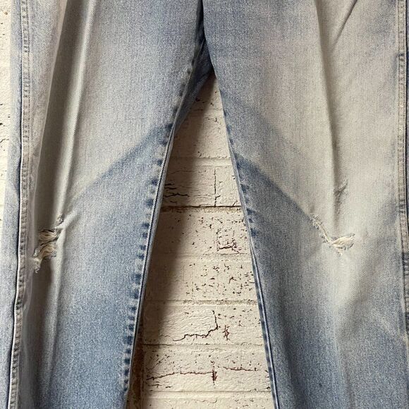 VINTAGE RUSTLER DISTRESSED FADED LIGHT BLUE DENIM JEANS 38x32 - Picture 3 of 11